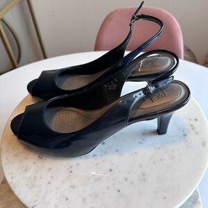 Peep Toe Kitten Heels